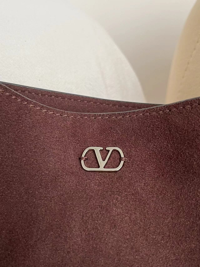 Va1e*ntin0 satchel bag